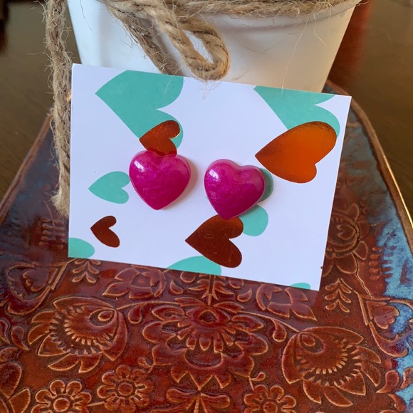 Adorable Handmade Resin Studs - Picture 1 of 3